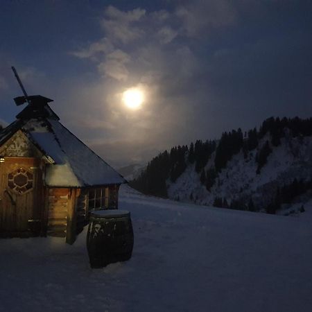 Отель Refuge Le Marcheuson Ле-Крозе Экстерьер фото